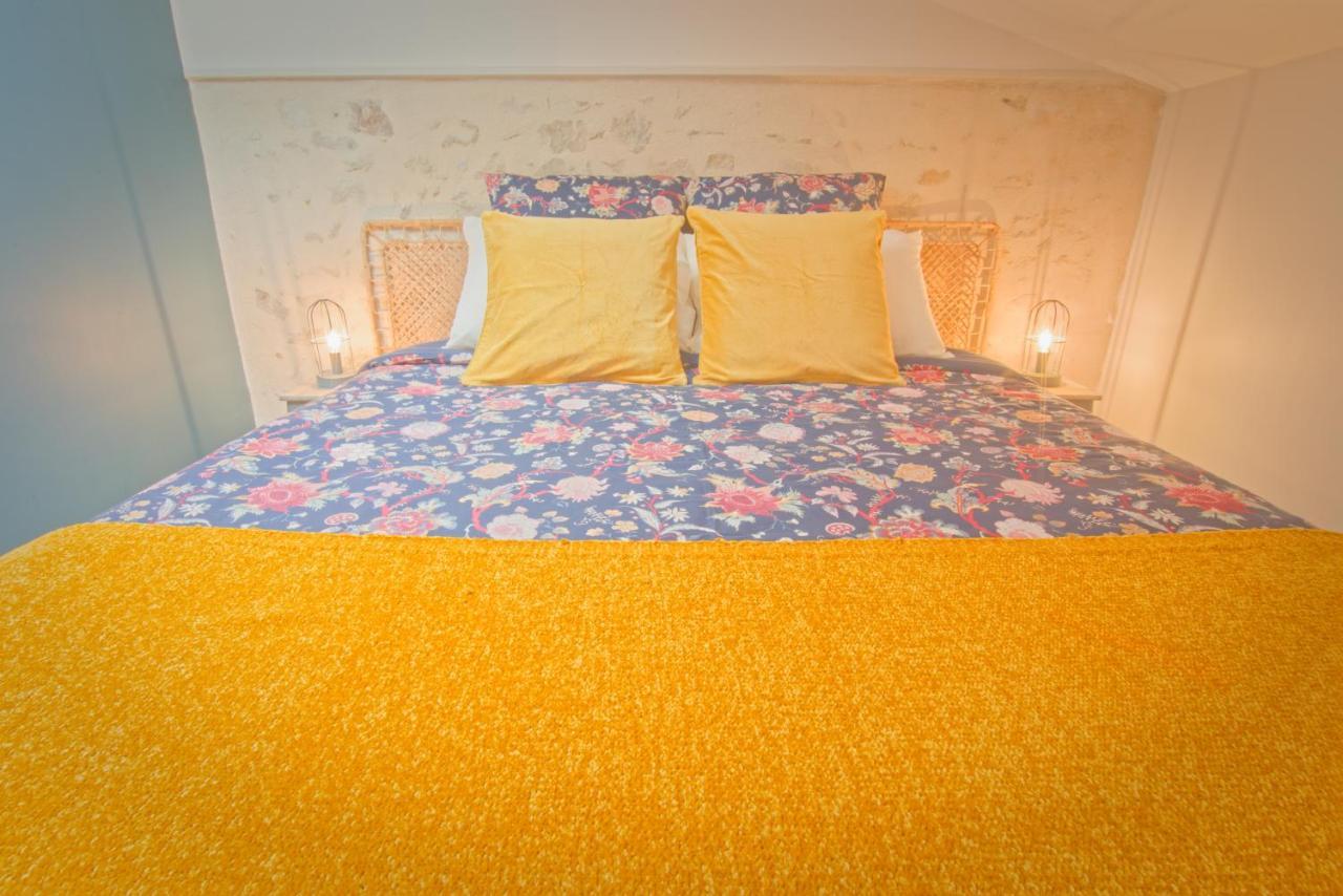 La Belle Lurette Bed & Breakfast Bressuire Exterior photo